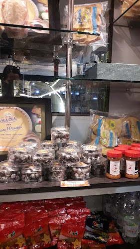 Comentarii opinii despre Toko Roti Jakarta