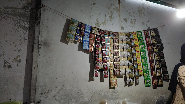 Warung Makan dan Kopi Bu Heni - Gastronomi dan perhotelan