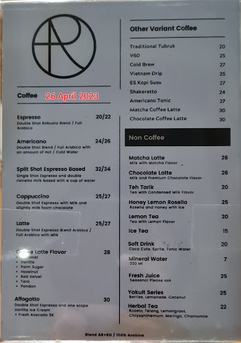 Comentarii opinii despre Ratih Coffee & Eatery