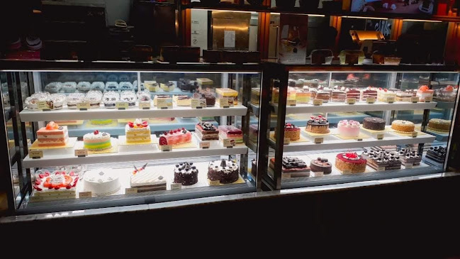 Comentarii opinii despre MAKO BAKERY & CAKE Paradise Walk Serpong