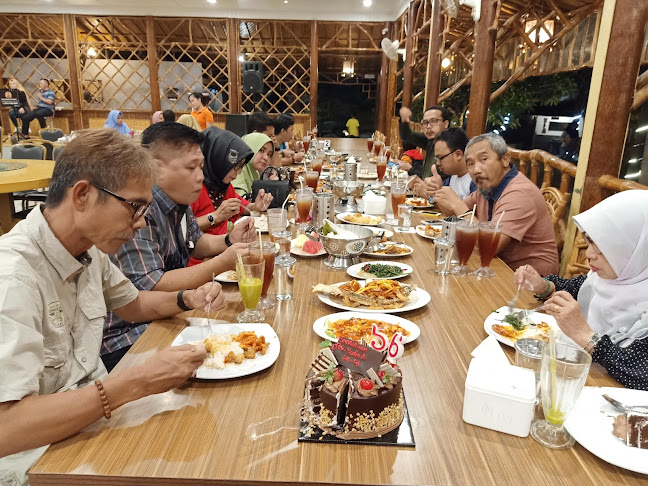 Opinii despre RM Saung Desa în Kota Bandar Lampung - Gastronomi dan perhotelan