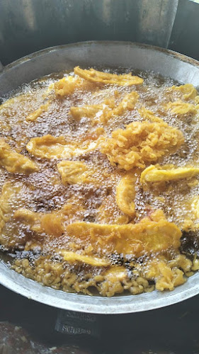 Opinii despre PISANG GORENG NOVI în Kota Gorontalo - Gastronomi dan perhotelan