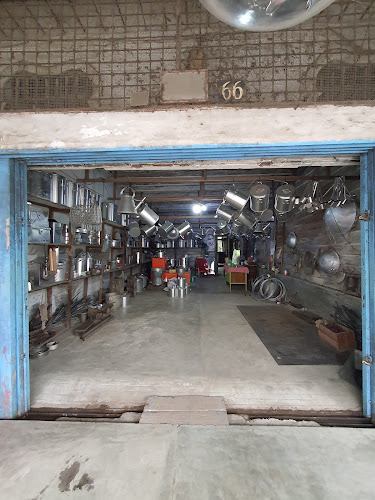 Opinii despre Bakso Mekar Sari 2 în Kota Tanjung Balai - Gastronomi dan perhotelan