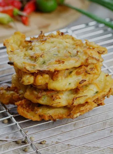 Gorengan cemilan di sore hari