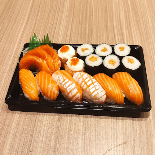 Peco Peco Sushi Margorejo - Gastronomi dan perhotelan