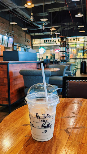 Opinii despre Starbucks Cambridge City Square în Kota Medan - Gastronomi dan perhotelan