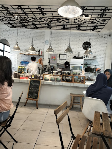 Comentarii opinii despre Maraca Books And Coffee