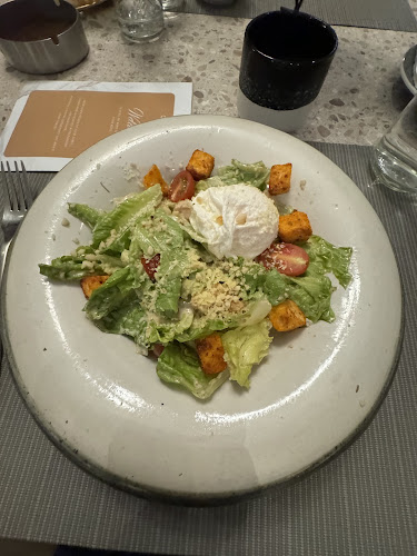 Opinii despre OURA - Cafe & Restaurant în Kota Malang - Gastronomi dan perhotelan