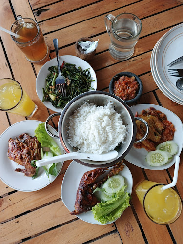 Warung Wareg Ngandat - Kota Batu