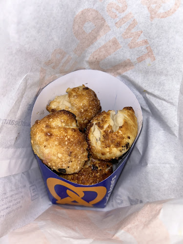 Auntie Anne's Tunjungan Plaza - Surabaya