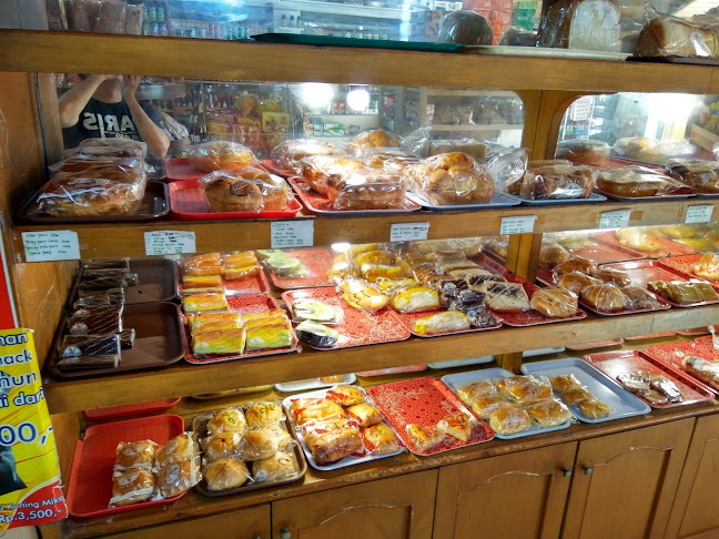Toko Roti dan Tart MUNGIL cabang Veteran-Solo