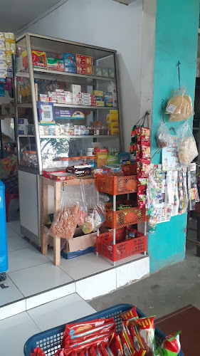 RM2R+JWP, RT.004/RW.004, Gondrong, Kec. Cipondoh, Kota Tangerang, Banten