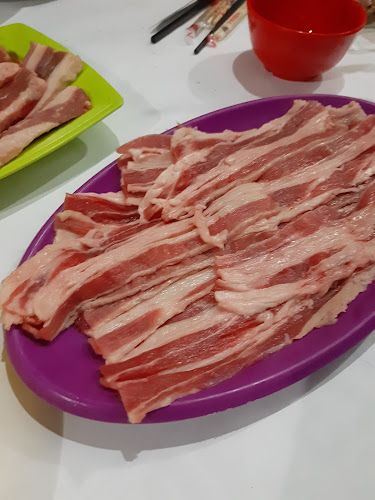 Opinii despre Niki Beef Slice Surabaya în Surabaya - Gastronomi dan perhotelan