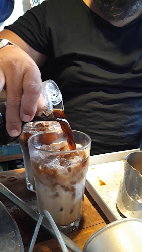 Jl. Van Deventer No.4, Kb. Pisang, Kec. Sumur Bandung, Kota Bandung, Jawa Barat 40112