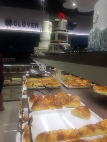 Opinii despre Clover Bake Shoppe în Kota Medan - Gastronomi dan perhotelan
