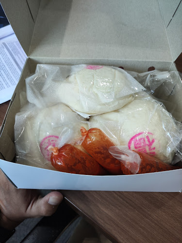 Bakpao lompobattang - Gastronomi dan perhotelan
