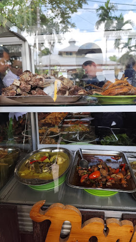 Rumah Makan Pondok Garuda - Gastronomi dan perhotelan