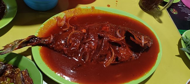 Opinii despre PEDESTUMAN SEAFOOD în Surabaya - Gastronomi dan perhotelan