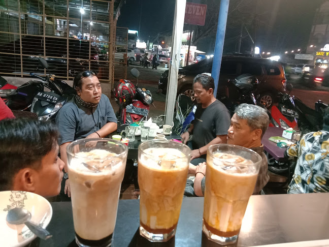 Comentarii opinii despre Kedai Kopi Tekenang Sruput