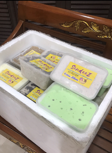 Es Puter Sendeez | Dessert dan Es Krim Khas Malang - Kota Malang