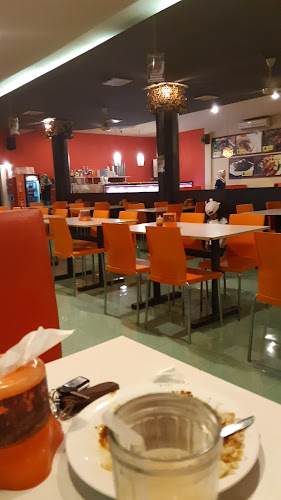 Opinii despre Waroenk Kito Padang în Kota Padang - Gastronomi dan perhotelan