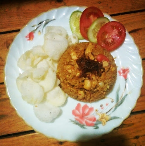 Opinii despre log!n (Coffee, Drink, Eat) în Kota Depok - Gastronomi dan perhotelan