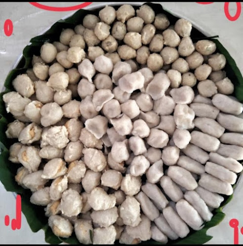 Opinii despre PEMPEK PUTRI în Kota Palembang - Gastronomi dan perhotelan