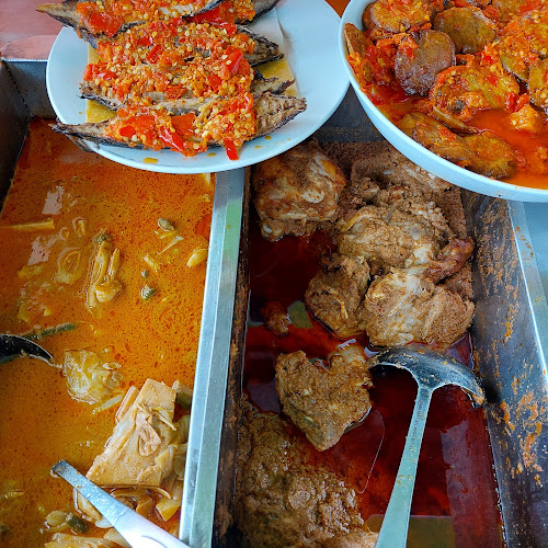 Comentarii opinii despre Rumah Makan Sari Bundo Jaya