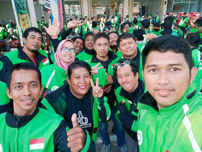 PANGKALAN GAGAK BERSATU (Gojek Makassar 411).