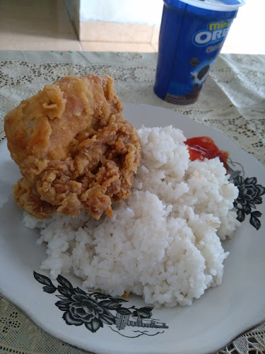 Opinii despre Master Fried Chicken & Burger Kemiling în Kota Bandar Lampung - Gastronomi dan perhotelan