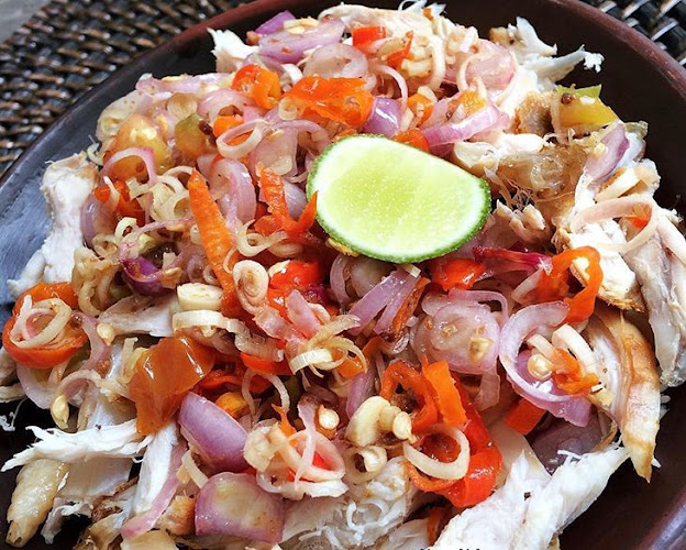 Ayam geprek Dan Paru Rica Moms - Gastronomi dan perhotelan