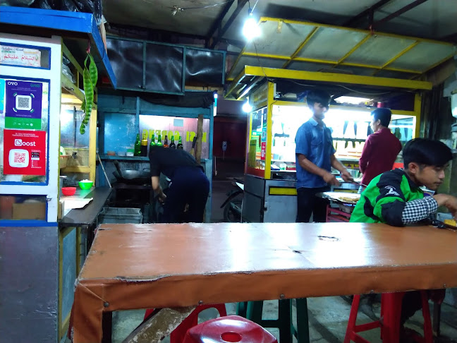 Iga Bakar Pak Sarwon