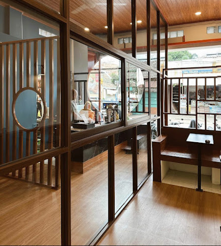 Heiwa Coffee And Co. X Ayam Gepuk Pak Gembus Cimahi