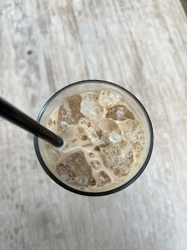 Stuck Coffee & Drinks - Gastronomi dan perhotelan