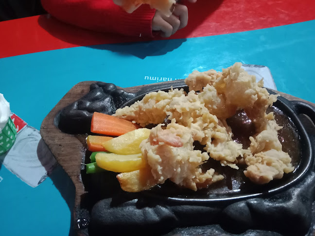 Jl. Tentara Genie Pelajar (TGP) No.18, Kepanjen Kidul, Kec. Kepanjenkidul, Kota Blitar, Jawa Timur 66117