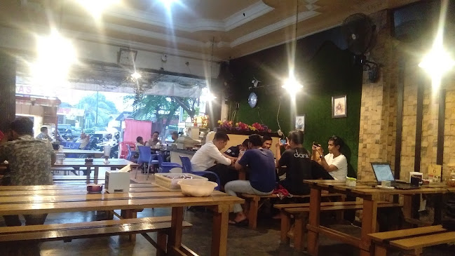 Delicious Café - Kota Pekanbaru