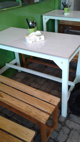 Opinii despre KEDAI HTF SURABAYA în Surabaya - Gastronomi dan perhotelan