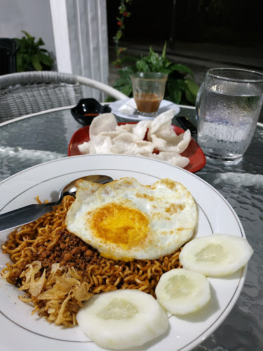 Ranum Kopi - Gastronomi dan perhotelan