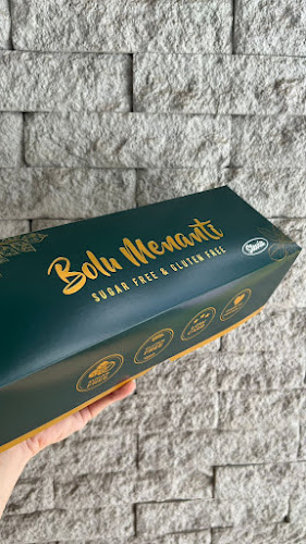 Bolu MENANTI - Gastronomi dan perhotelan