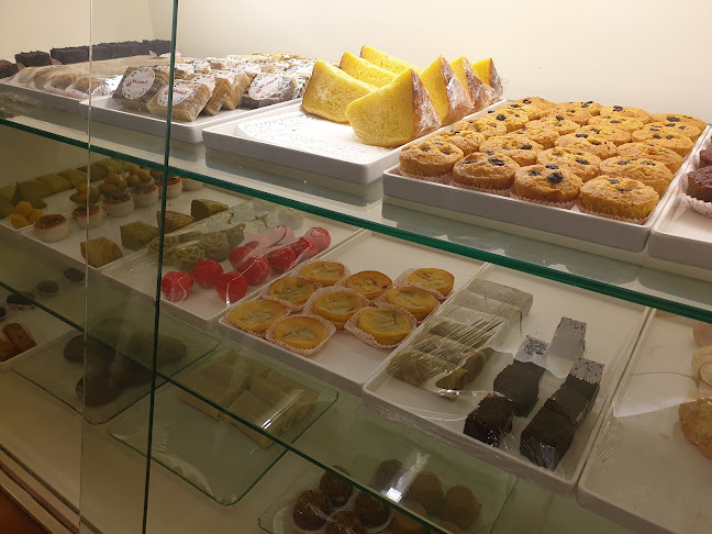 Comentarii opinii despre MAMA Toko Kue dan Es Krim