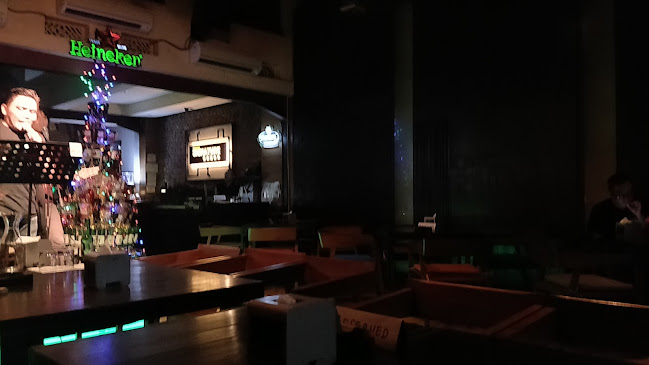 LB Bar & Resto ( La Baraga ) - Gastronomi dan perhotelan