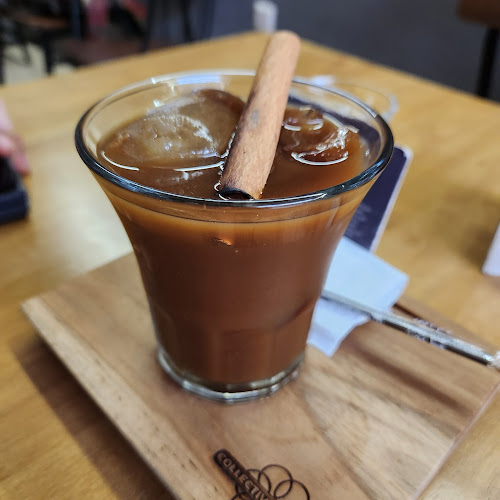 Collective Grounds Coffee - Gastronomi dan perhotelan