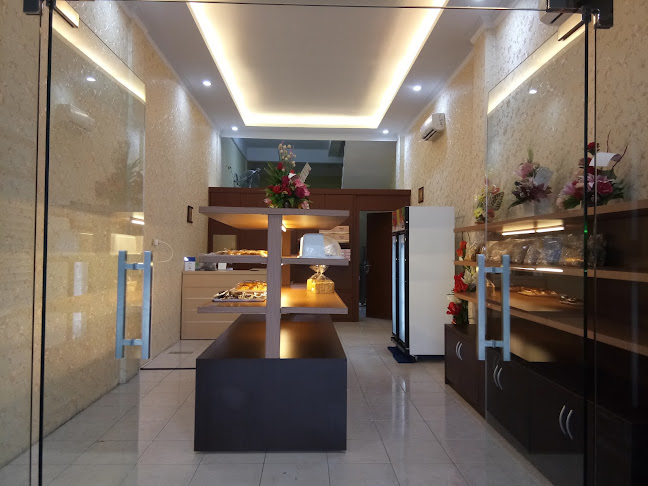 Aldora Bakery and Cake Shop