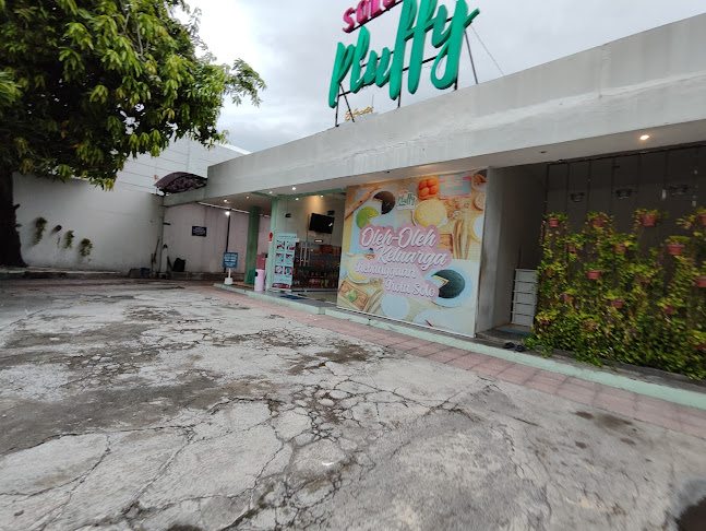 Solo Pluffy - Gastronomi dan perhotelan