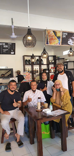 Nina Coffe & Bakery - Gastronomi dan perhotelan