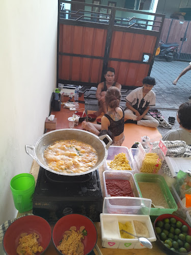 Opinii despre Seblak Mang Dede în Kota Denpasar - Gastronomi dan perhotelan