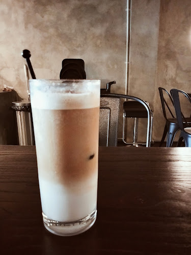 Comentarii opinii despre Spaceground Coffee and Eatery