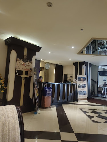 Moji Cafe & Tongkrongan - Surabaya