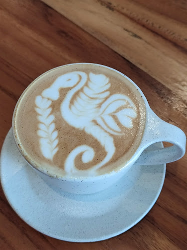 Jl. Gajah Mada No.153A 153B, Benua Melayu Darat, Kec. Pontianak Sel., Kota Pontianak, Kalimantan Barat 78121