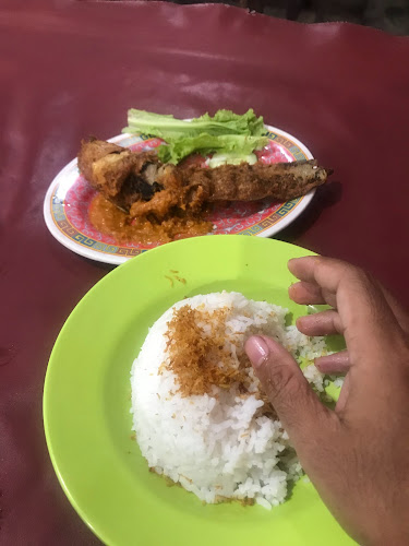 Pecel Lele Persaudaraan